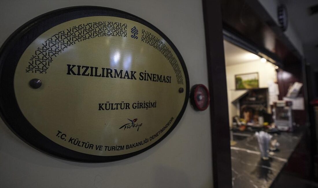 Başkent'in en köklü ve eski sinemalarından olan Kızılırmak Sineması, perşembe