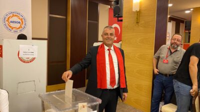 -  Özgür Bucaklı yeniden başkanlığa seçildi