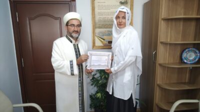 ANTALYA (AA) – Antalya’da Belaruslu kadın, Kur’an-ı Kerim’den etkilenip Müslüman