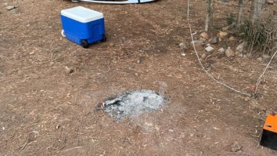 ANTALYA (AA) – Antalya'nın Serik ilçesinde ormanlık alanda piknik ateşi