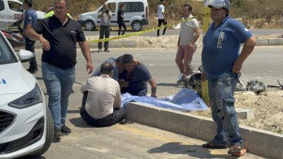 ANTALYA (AA) – Antalya’da otomobil ile motosikletin çarpıştığı kazada 1