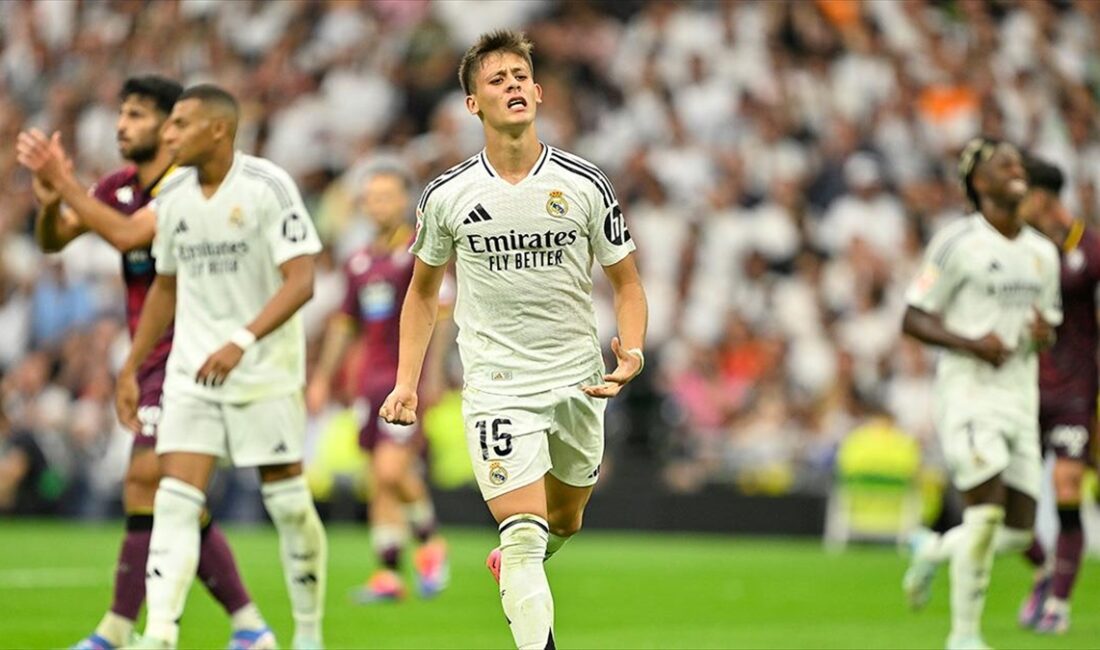 Real Madrid'in yeni transferleri Kylian Mbappe ve Endrick Felipe ilk