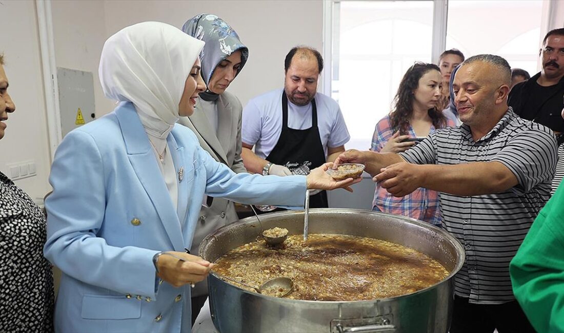 Aile ve Sosyal Hizmetler Bakanı Mahinur Özdemir Göktaş, Alevi vatandaşlarla