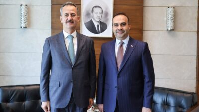 Sanayi ve Teknoloji Bakanı Kacır, Savunma Sanayii Başkanı Görgün ile