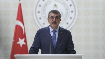 Milli Eğitim Bakanı Tekin, öğretmen atamalarına ilişkin Danıştay'ın kararını hazırlıklı