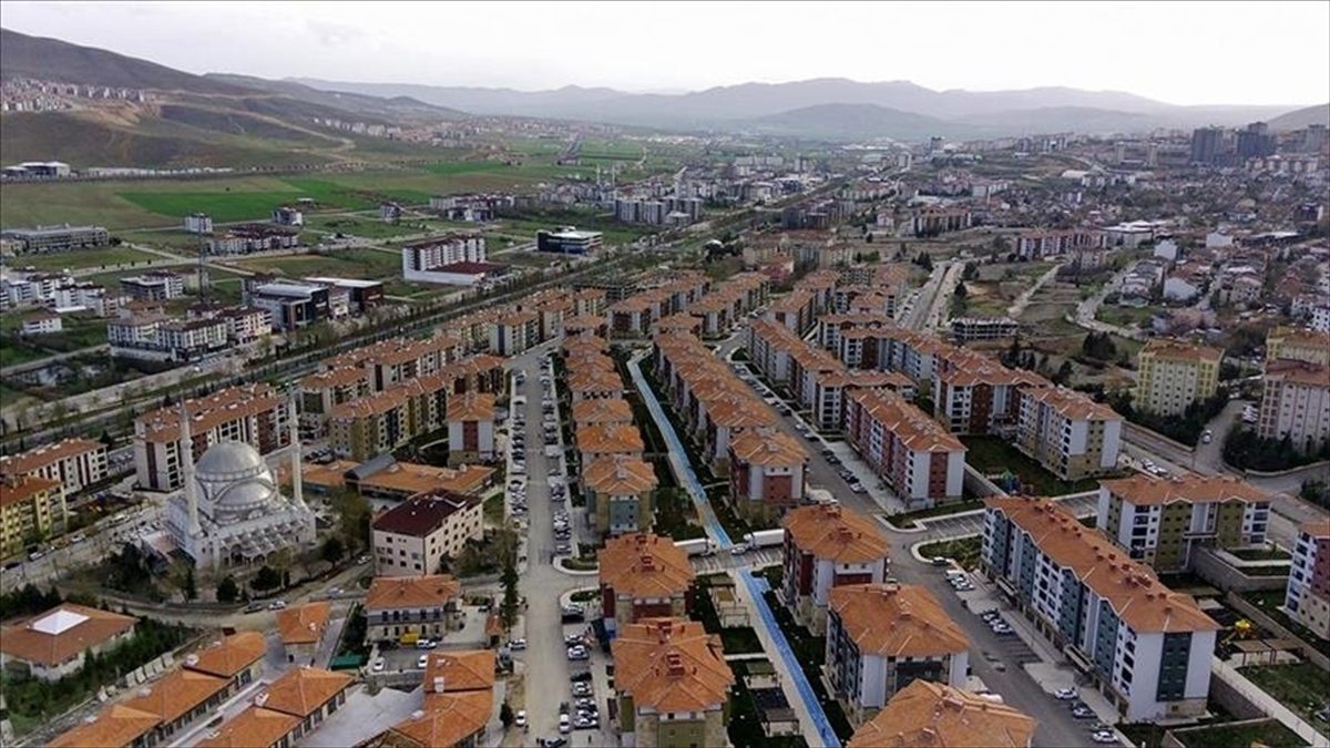 Belediyeler tarafından yapı ruhsatı verilen bina sayısı, nisan-haziran döneminde geçen