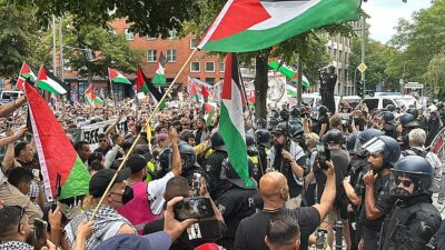 BERLİN (AA) – Filistin ile dayanışma g&ouml;stermek ve İsrail’in Gazze’ye