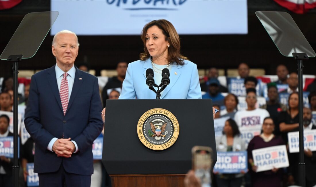 WASHINGTON (AA) – ABD Başkanı Biden ile Başkan Yardımcısı Harris,