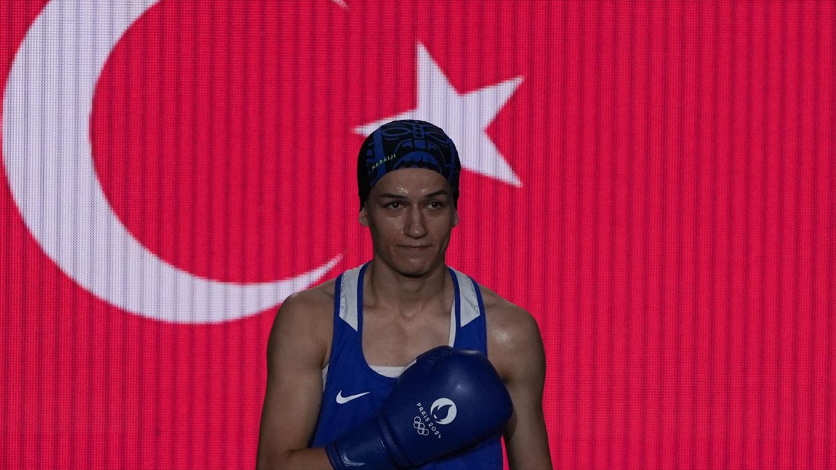 Paris 2024 Olimpiyat Oyunları'nda boksta 54 kiloda final müsabakasına çıkan
