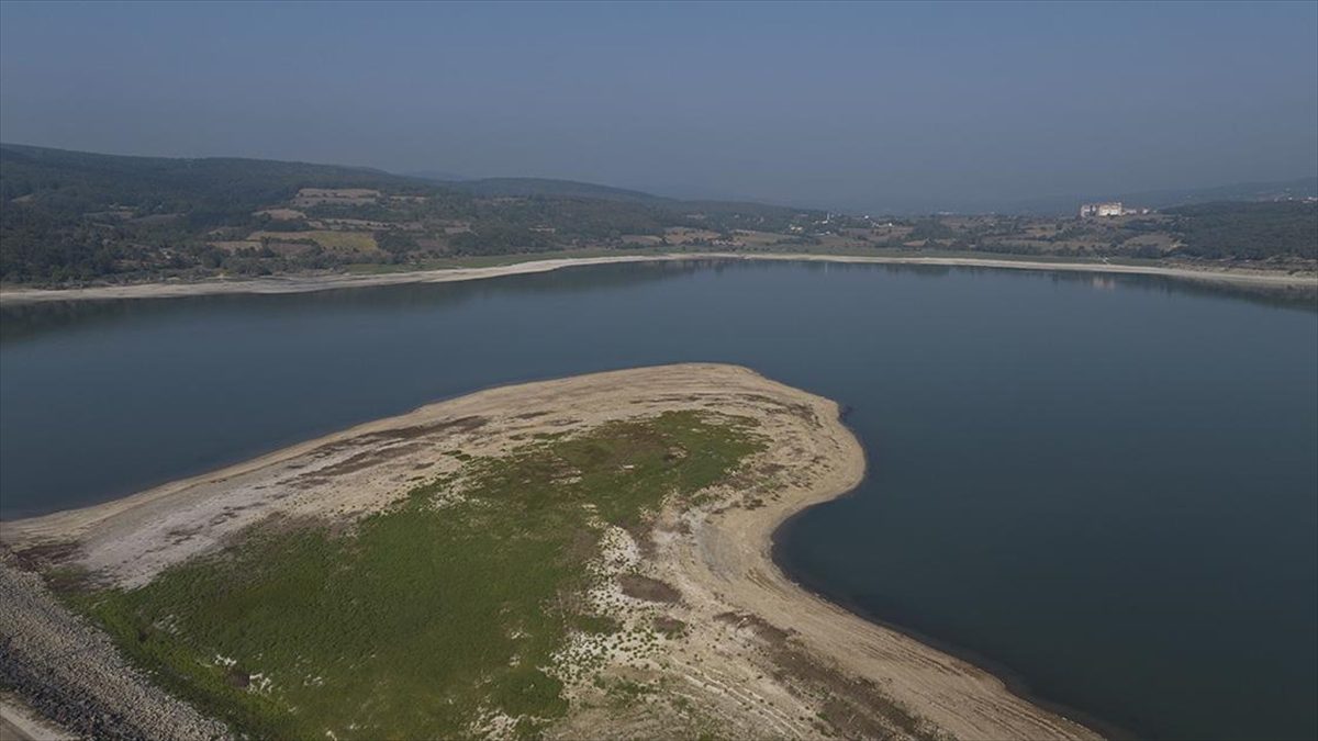 BOLU (AA) – Abant, Mudurnu ve Bolu Dağı’nda karın erimesi