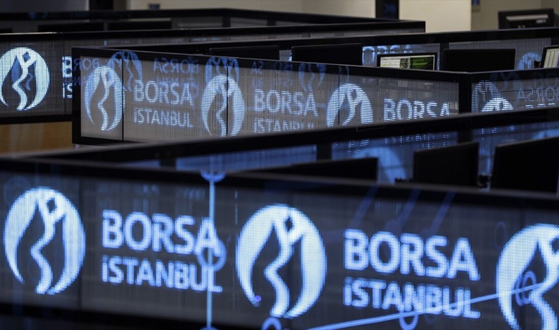 Borsa İstanbul'da BIST 100 endeksi, günü yüzde 2,36 değer kazanarak