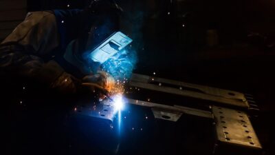 Asya Piyasaları Uzmanı Süleyman Mete Özbalaban, "Sektörün krize girmesi için