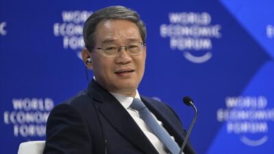 Çin Başbakanı Li Çiang, Rusya ile işbirliğini güçlendirmek istediklerini belirterek,