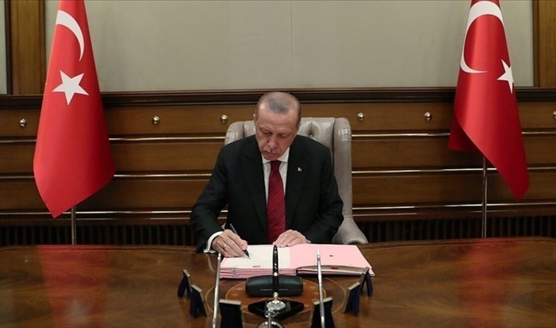 Cumhurbaşkanı Recep Tayyip Erdoğan, 13 üniversiteye rektör atadı.