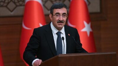 Cumhurbaşkanı Yardımcısı Cevdet Yılmaz, "Kıbrıs Türkü için ebedi vatan olarak