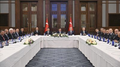 Cumhurbaşkanı Yardımcısı Cevdet Yılmaz, Türkiye İşveren Sendikaları Konfederasyonu (TİSK) Yönetim