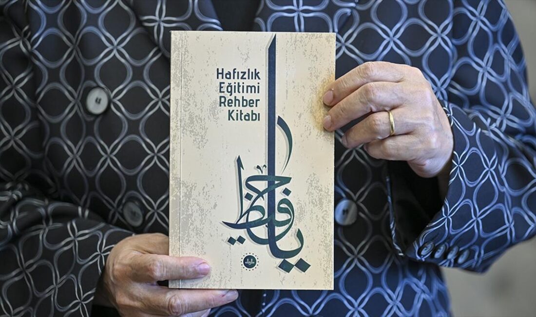 ANKARA (AA) – Alanında uzman kişilerce hafızlık eğitim süreçlerinin anlatıldığı
