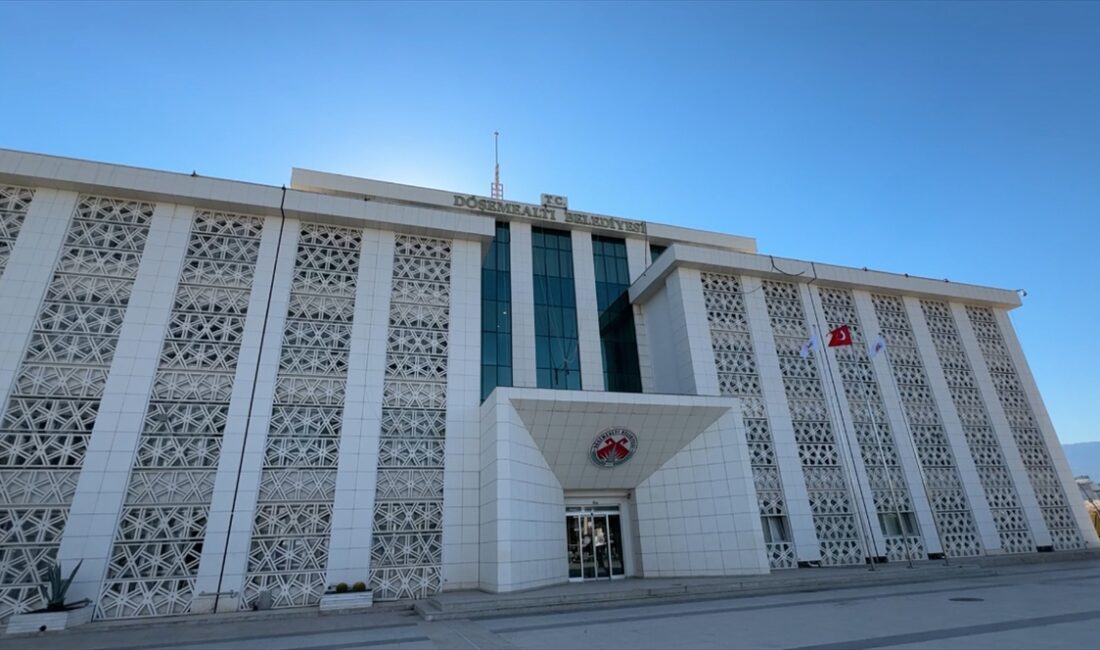 ANTALYA (AA) – Antalya'daki Döşemealtı Belediyesinin 70 milyon liralık borcu