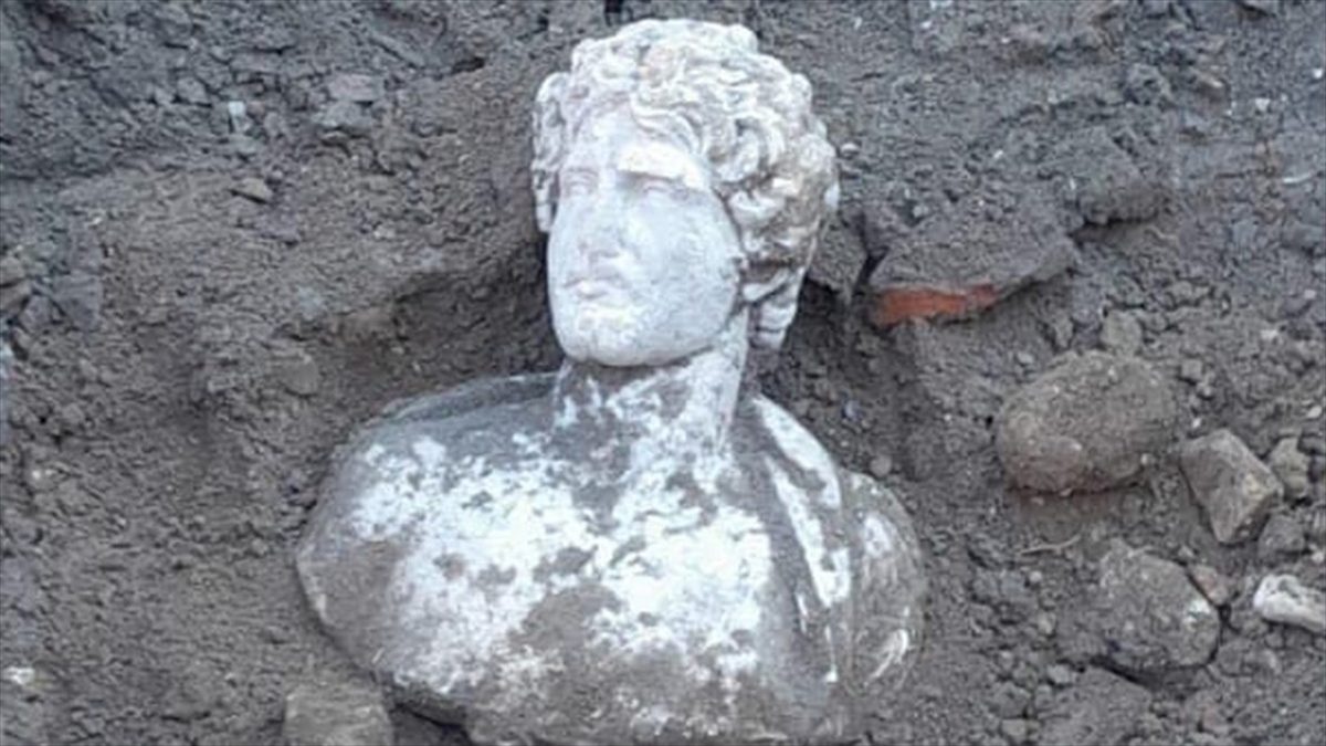 Düzce'nin Konuralp bölgesindeki Prusias Ad Hypium Antik Kenti'nde devam eden