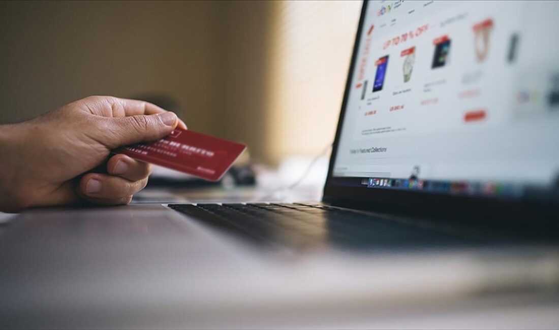e-Ticaret üzerinden yapılan alışverişlerdeki iade masraflarının tüketiciye yansıtılması 1 yıl