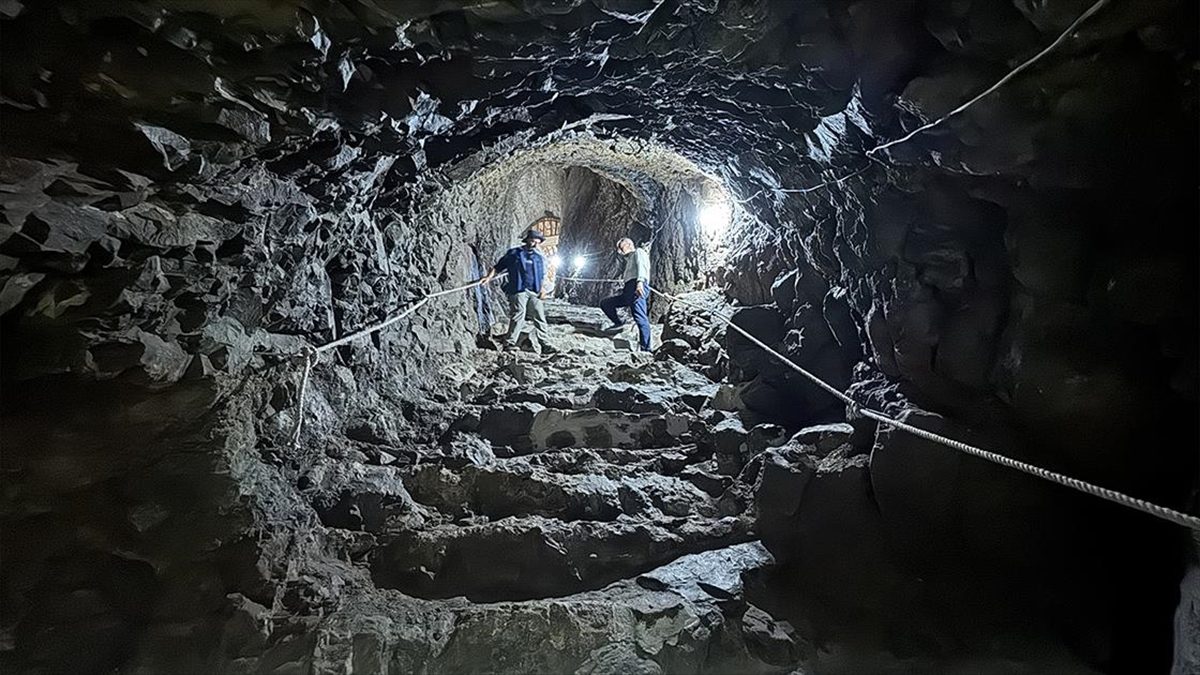 Elazığ'da tarih boyunca birçok medeniyete ev sahipliği yapan Harput Kalesi'nde