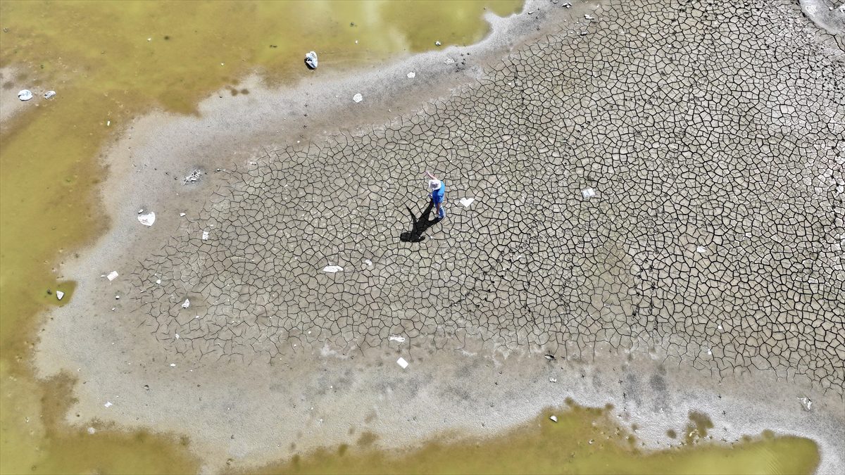 Erciyes Dağı'nın zirvesine yakın bir alanda bulunan Tekir Göleti, kuraklık