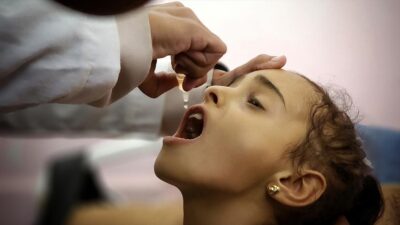 İsrail saldırılarının sürdüğü Gazze Şeridi'nin güneyindeki Han Yunus kentinde 10