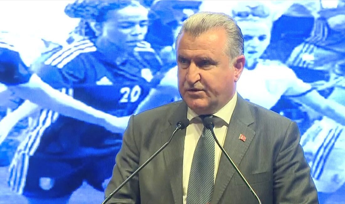 Gençlik ve Spor Bakanı Osman Aşkın Bak, "Bakanlık olarak kadın