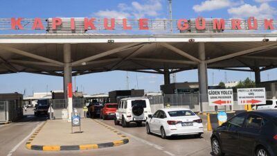 Gurbetçilerin yaşadıkları ülkelere dönüşleri sürüyor.