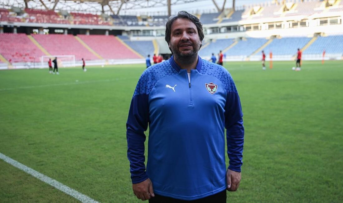 Trendyol Süper Lig ekiplerinden Atakaş Hatayspor'un teknik direktörü Özhan Pulat,