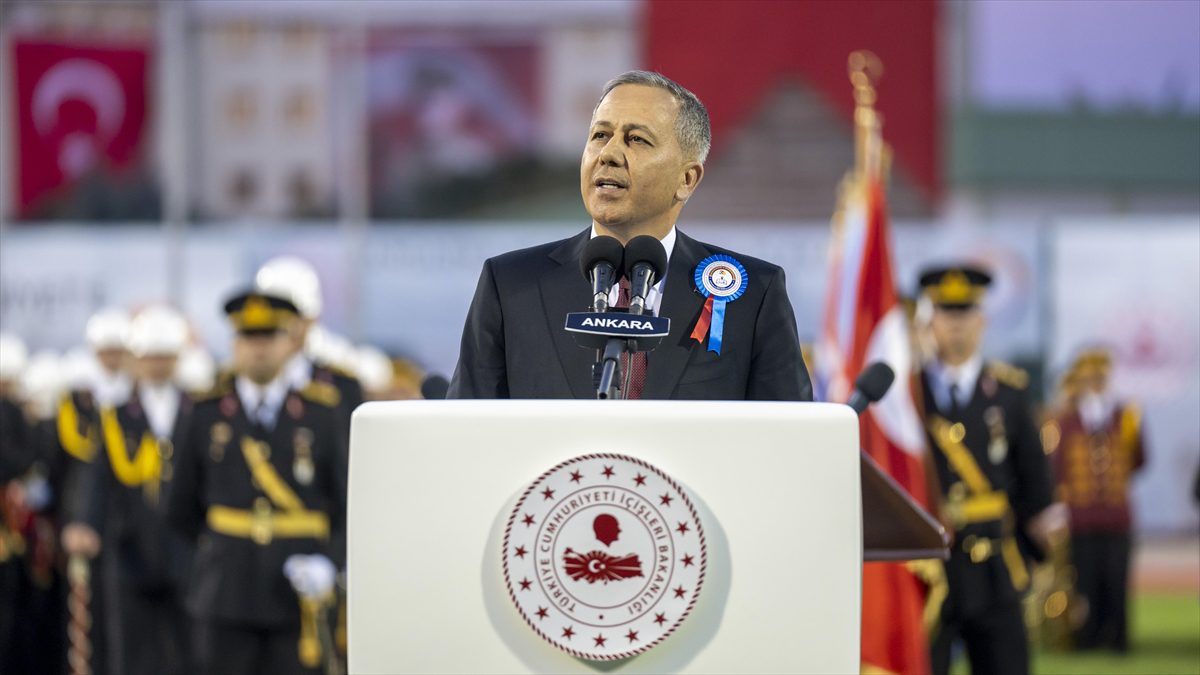 ANKARA (AA) – Bakan Yerlikaya, Jandarma ve Sahil Güvenlik Akademisi