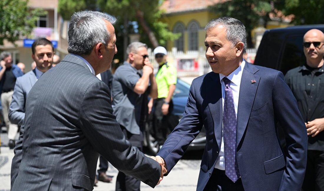 İçişleri Bakanı Ali Yerlikaya, Edirne Valiliğine ziyarette bulundu.