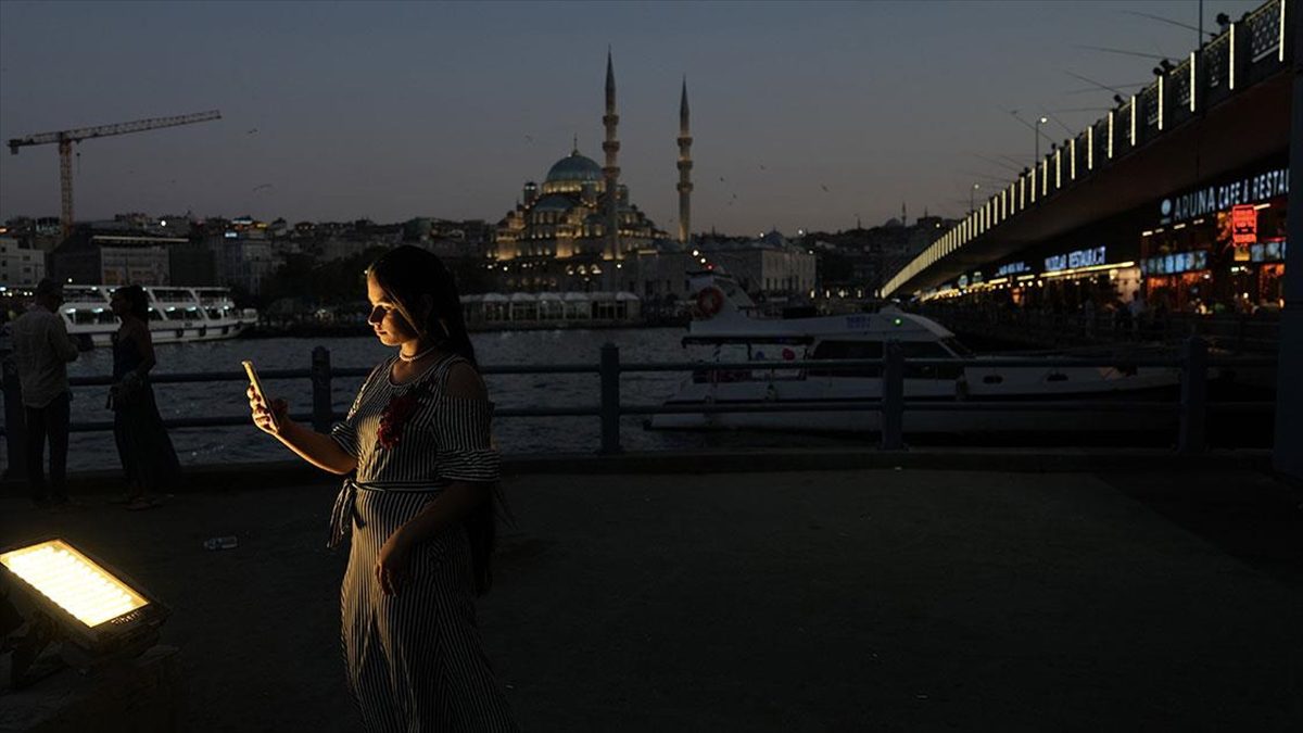 Fosil yakıt kullanımının yol açtığı iklim değişikliği nedeniyle dünya genelinde