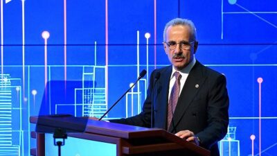 Ulaştırma ve Altyapı Bakanı Abdulkadir Uraloğlu'nun 2026'da 5G'ye geçileceğini açıklamasının