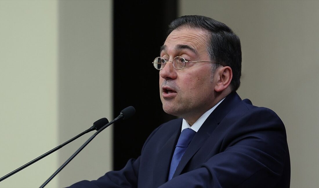 MADRİD (AA) – İspanya, İsrail’in Lübnan’a saldırılarının “bölgesel savaş riskini”
