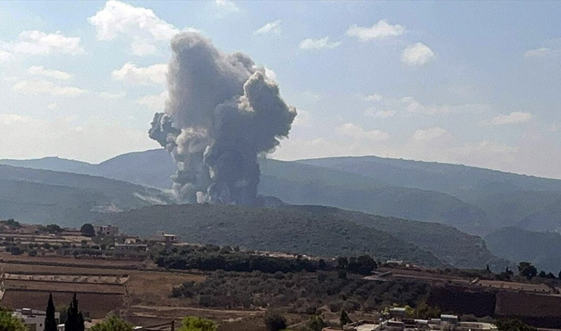 İsrail ordusunun, Lübnan'ın güneyindeki El-Mecadil ve Şeyhayn beldelerine düzenlediği hava