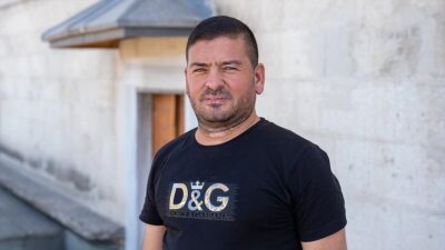 İsrail'in saldırısı sonucu ailesinden 16 kişiyi kaybeden Gazzeli Ahmed Baraka,