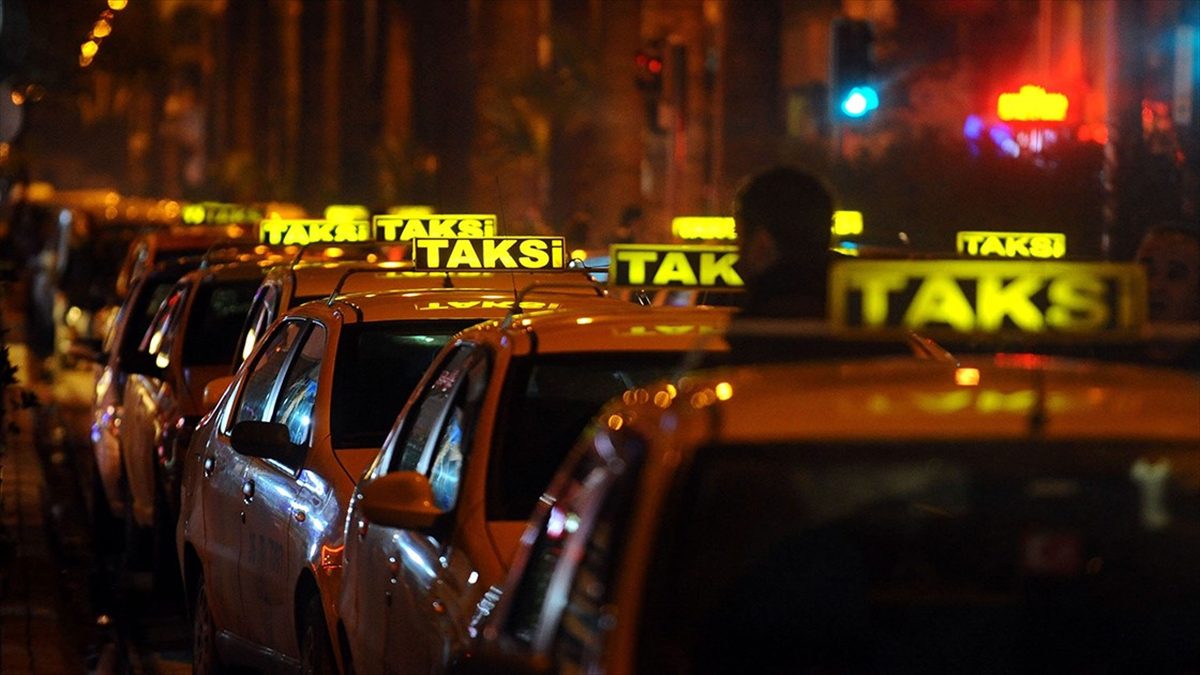 İstanbul Büyükşehir Belediyesi (İBB) Ulaşım Koordinasyon Merkezi (UKOME) toplantısında, 2