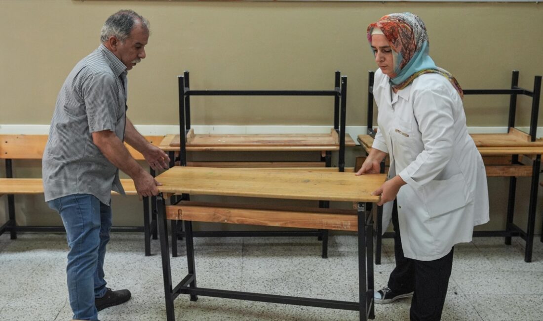 Yeni eğitim öğretim yılının başlaması için geri sayım sürerken, İstanbul'daki