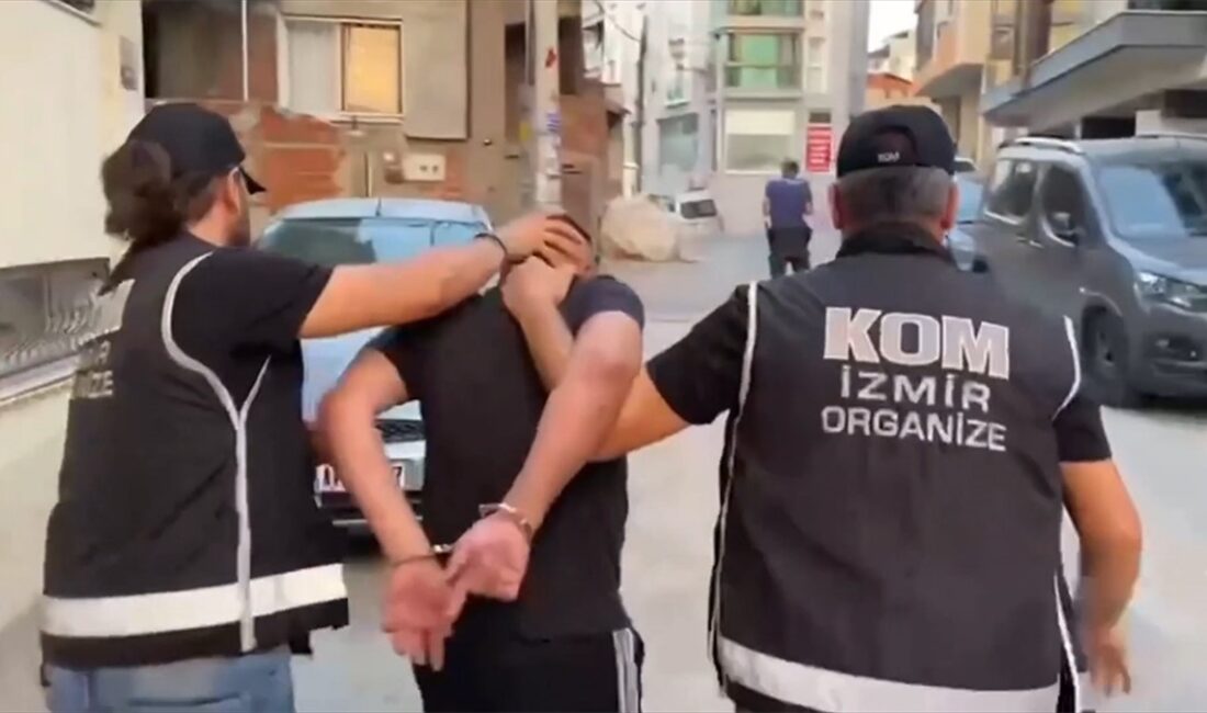 İçişleri Bakanı Ali Yerlikaya, İzmir'de düzenlenen "Kuyu-19" operasyonunda organize suç