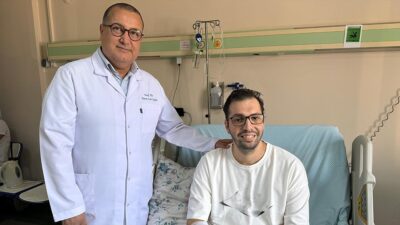 İzmir'de, kalbinin ana damarları üzerindeki kanser kitlesi kritik bir operasyonla