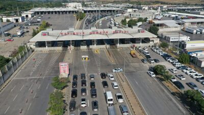 EDIRNE (AA) – Kapıkule Sınır Kapısı’nda 2024’ün araç ve yolcu