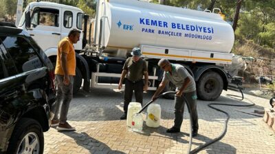 ANTALYA (AA) – Kemer’de su kesintileri yaşanan mahallede sondaj çalışması