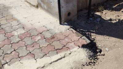 ANTALYA (AA) – Kemer Belediyesi ekipleri, ilçe genelinde başlattıkları yol