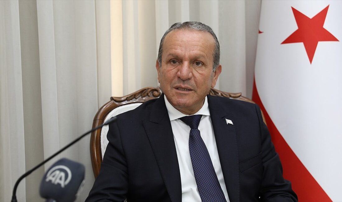 KKTC Başbakan Yardımcısı Fikri Ataoğlu,  Almanya merkezli tur operatörünün,