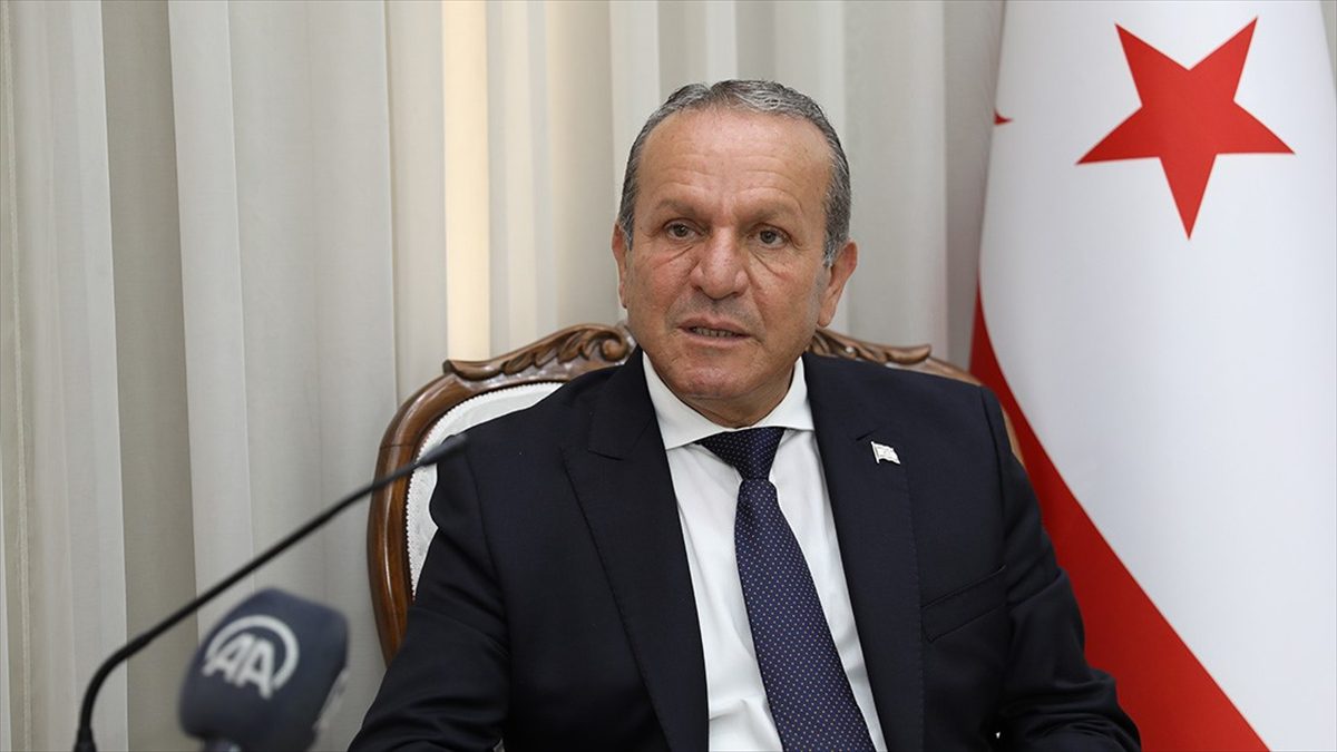 KKTC Başbakan Yardımcısı Fikri Ataoğlu,  Almanya merkezli tur operatörünün,