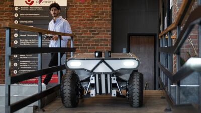 Robotik araç platformları geliştiren firma, yapay zeka sistemiyle sesli komut