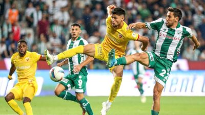 Trendyol Süper Lig'in 4. haftasındaki TÜMOSAN Konyaspor-Bellona Kayserispor maçı 0-0