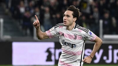 İngiltere Premier Lig ekibi Liverpool, İtalya'nın Juventus takımından Federico Chiesa'yı