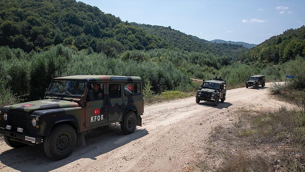 NATO'nun Kosova'daki Barış Gücü (KFOR) bünyesinde görevli Türk askerinin, Kosova